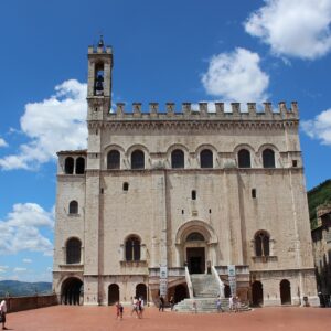 Bike tour a Gubbio e agriturismo nel cuore della natura